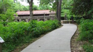 path to a cabin